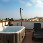 Prázdninový dům Terrazza Vista Vesuvio E Capri Con Jacuzzi Privata