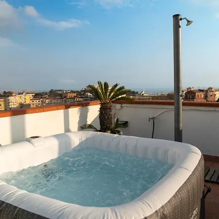 Feriehus Terrazza Vista Vesuvio E Capri Con Jacuzzi Privata Napoli