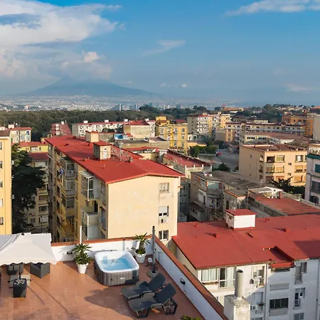 Terrazza Vista Vesuvio E Capri Con Jacuzzi Privata Neapol